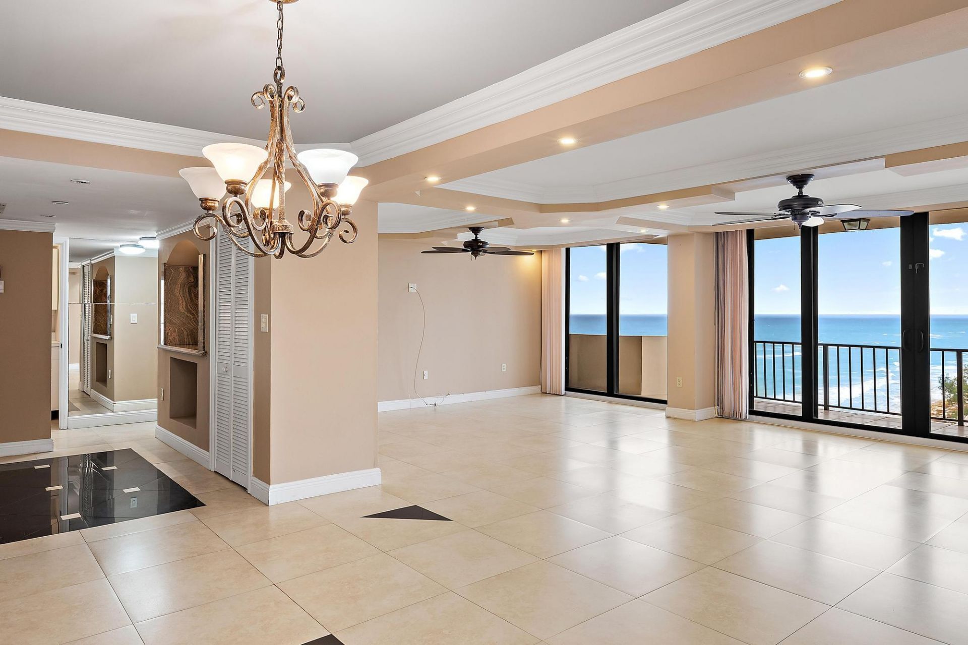 4200 N Ocean Drive, Unit 1-1404, Singer Island, FL 33404 Photo