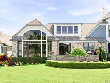 954 Edison Shores Court , Port Huron, MI 48060