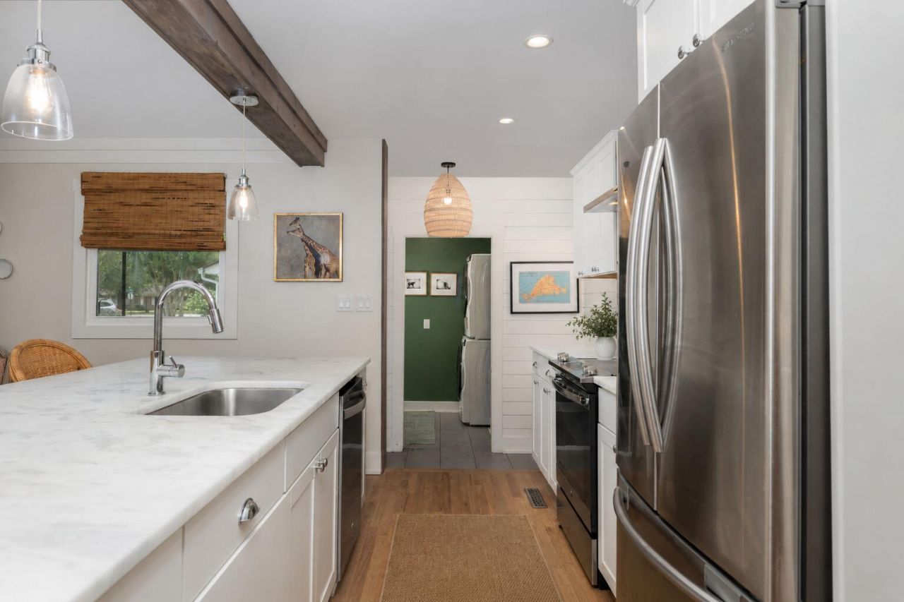 336 Cabell Street Photo 17