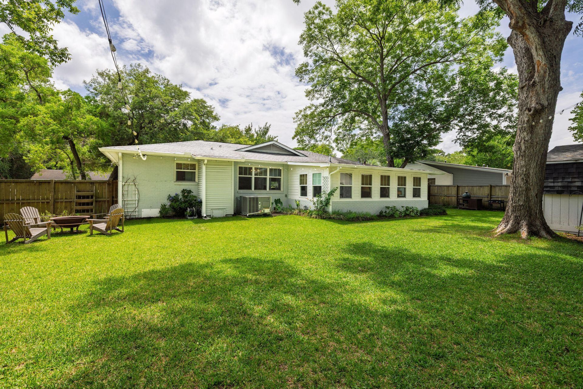 336 Cabell Street Photo 33