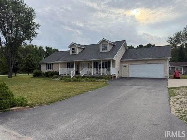 6630 S Lakewinds Boulevard, Knox, IN 46534