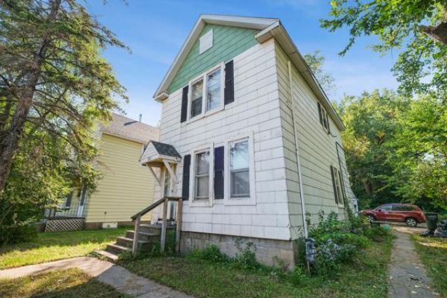 760 Minnehaha Avenue E, Saint Paul, MN 55106 Main Photo