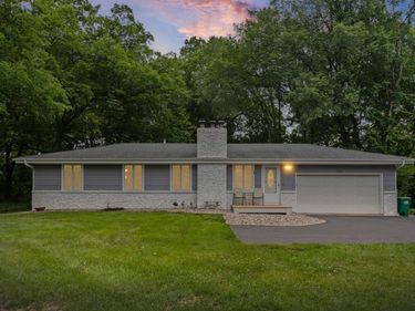 12100 Highway 55, Plymouth, MN 55441