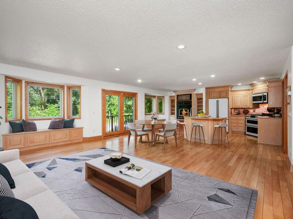 2015 Upton Avenue S, Minneapolis, MN 55405