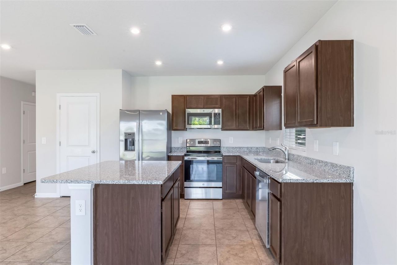 17131 11th Terrace E, Bradenton, FL 34212 Photo