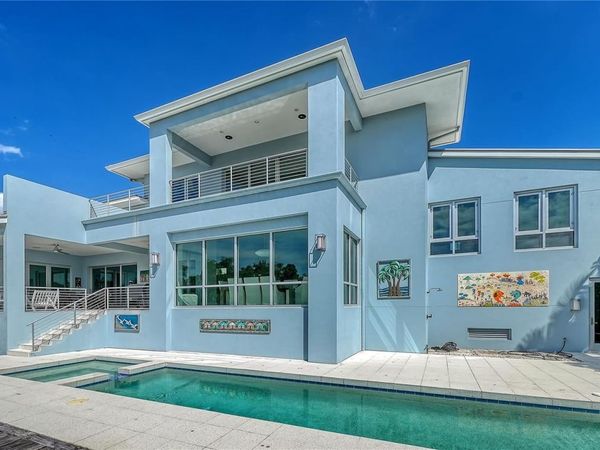 705 JUNGLE QUEEN WAY, LONGBOAT KEY, FL 34228