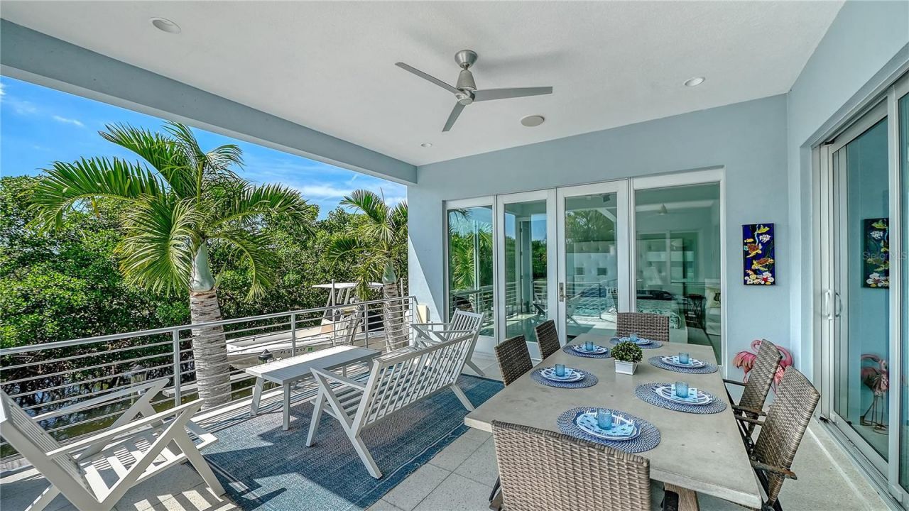 705 Jungle Queen Way, Longboat Key, FL 34228 Photo
