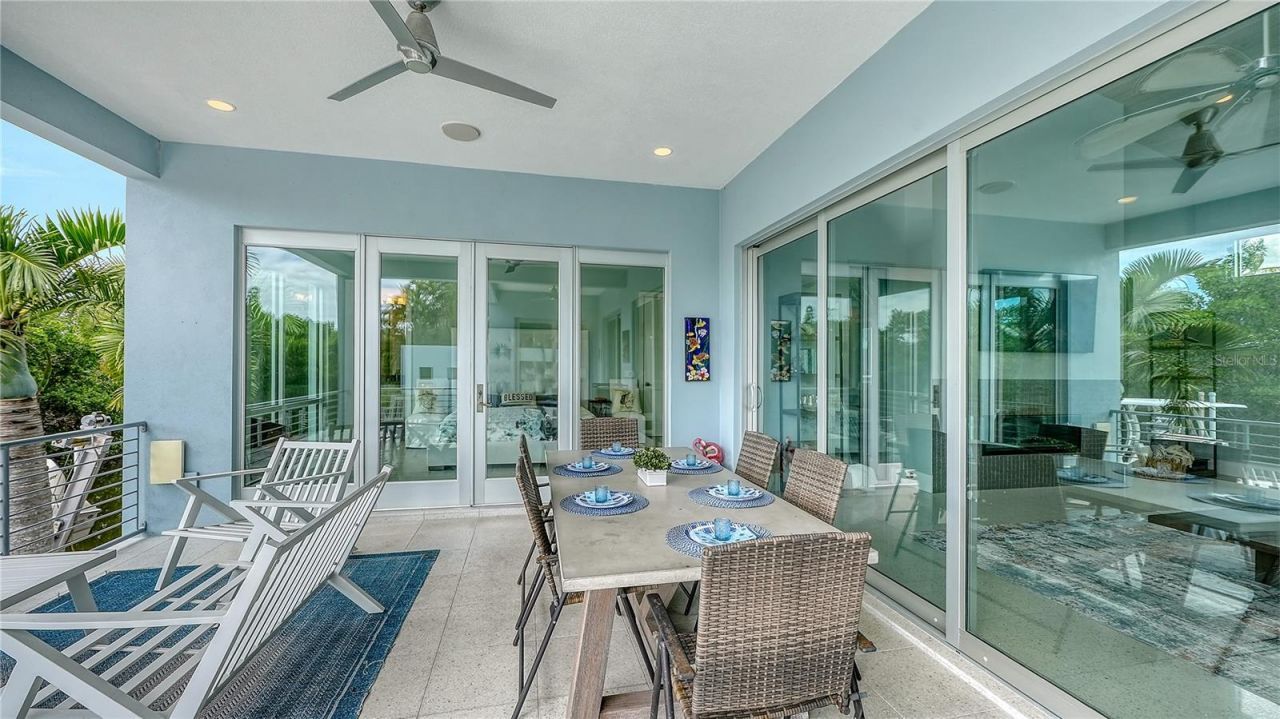 705 Jungle Queen Way, Longboat Key, FL 34228 Photo