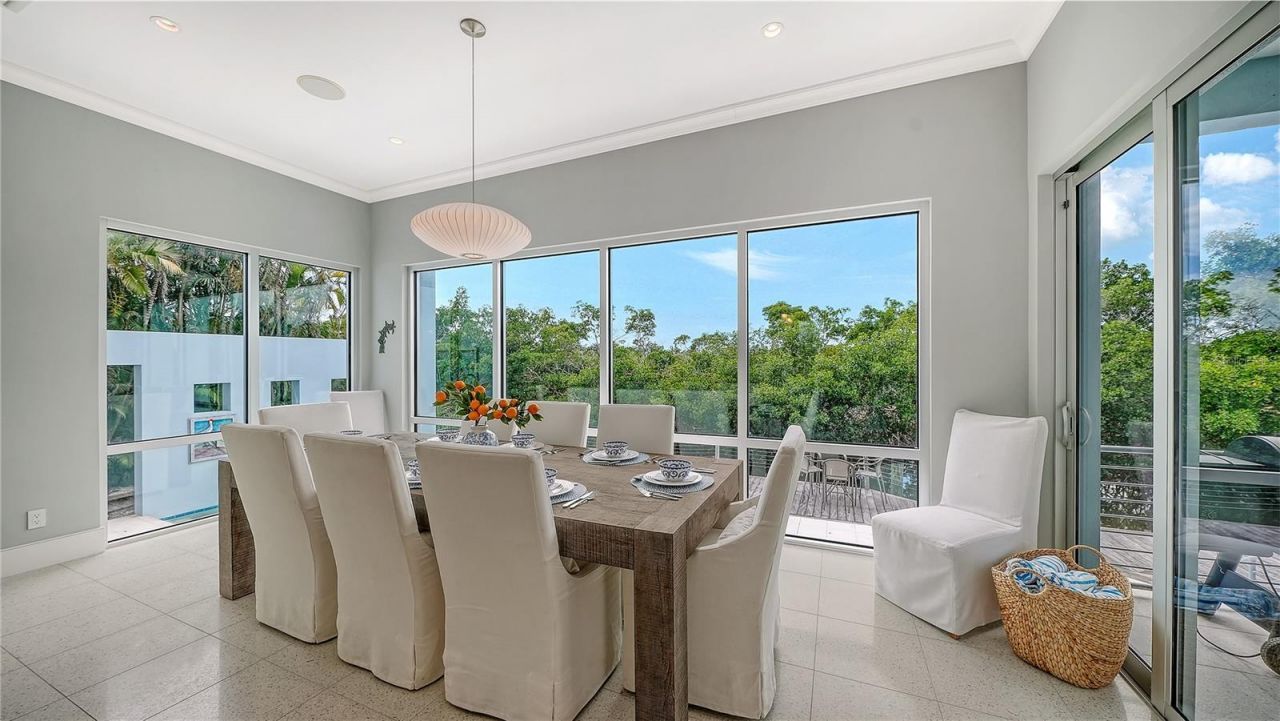 705 Jungle Queen Way, Longboat Key, FL 34228 Photo