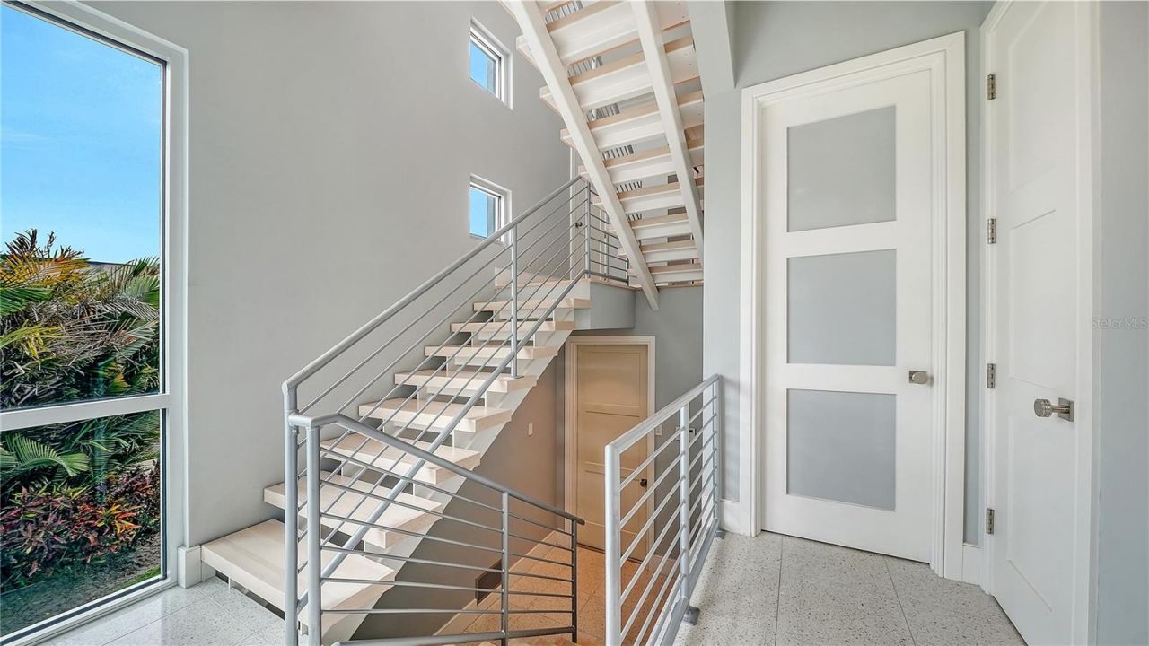 705 Jungle Queen Way, Longboat Key, FL 34228 Photo