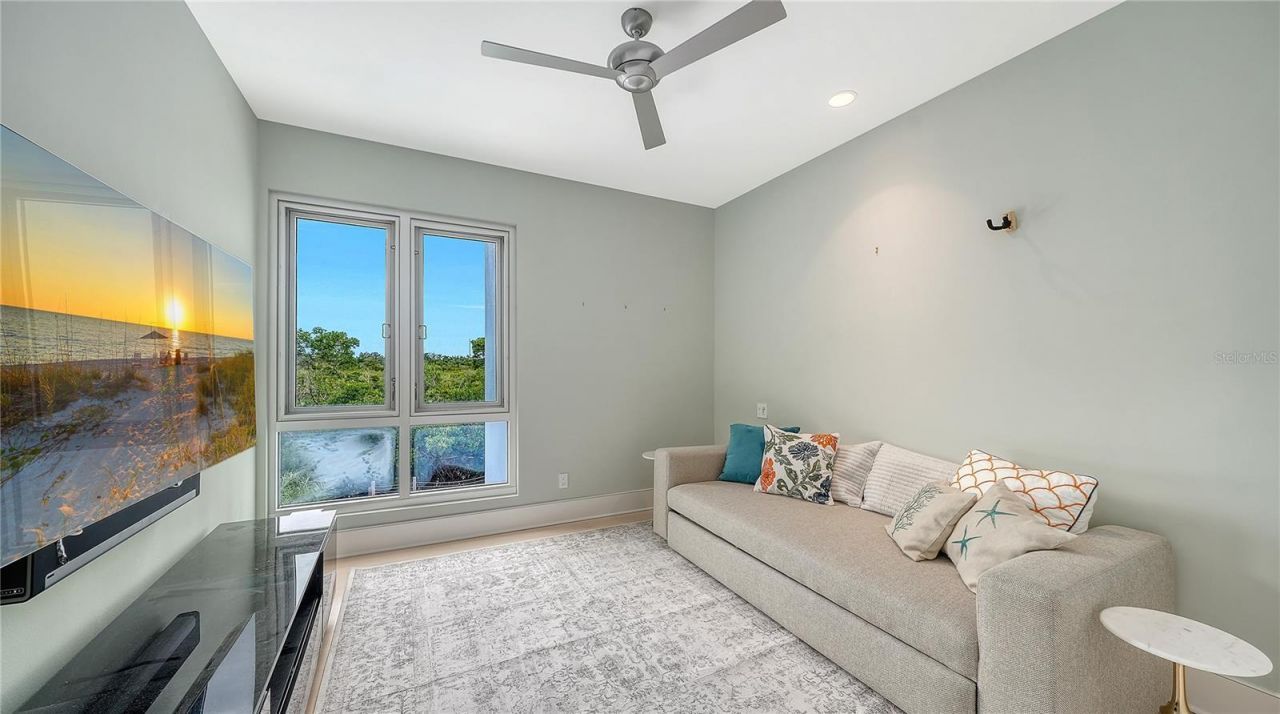 705 Jungle Queen Way, Longboat Key, FL 34228 Photo