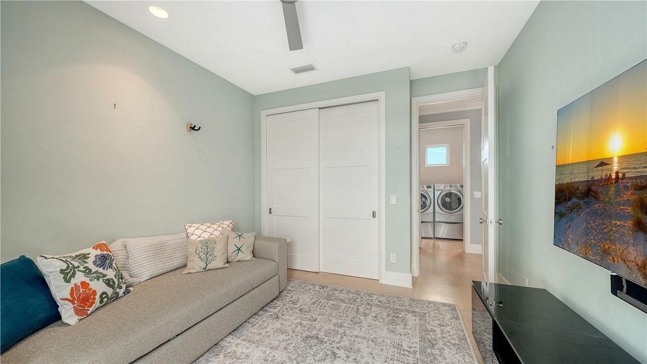 705 Jungle Queen Way, Longboat Key, FL 34228 Photo