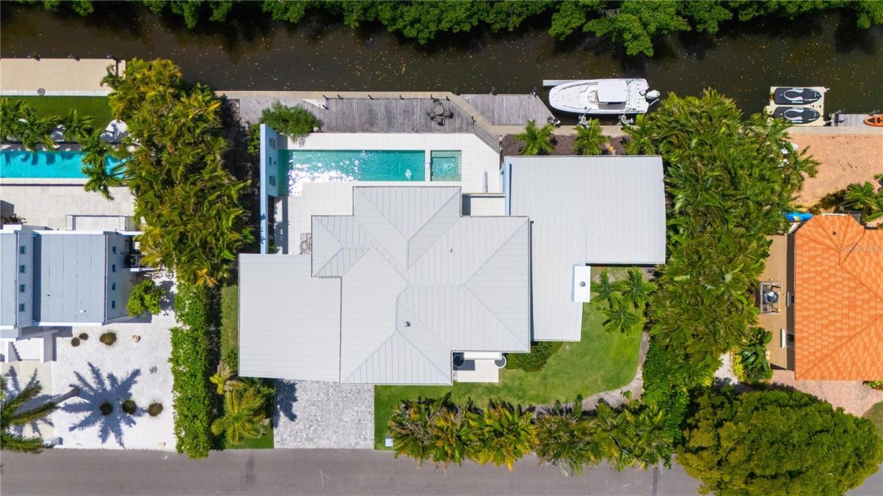 705 Jungle Queen Way, Longboat Key, FL 34228 Photo