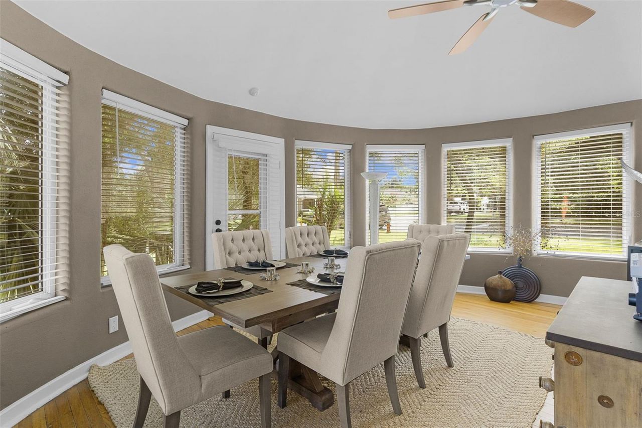 306 N Clayton Street, Mount Dora, FL 32757 Photo