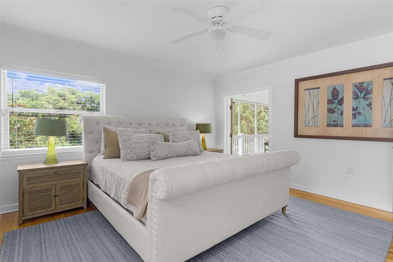 306 N Clayton Street, Mount Dora, FL 32757 Photo