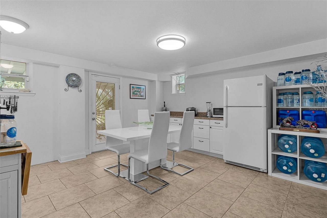 306 N Clayton Street, Mount Dora, FL 32757 Photo