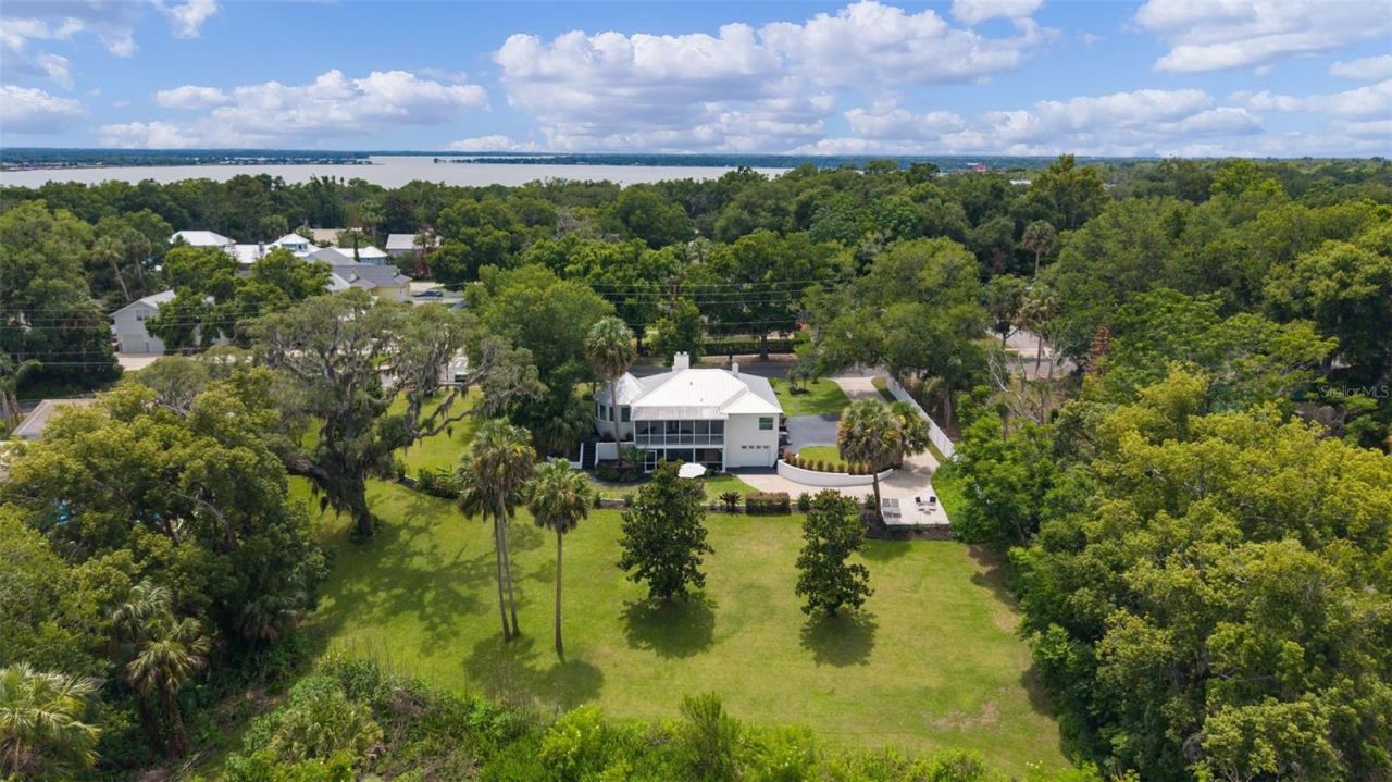 306 N Clayton Street, Mount Dora, FL 32757 Photo