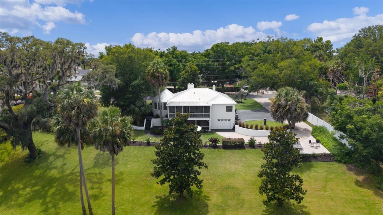 306 N Clayton Street, Mount Dora, FL 32757 Photo