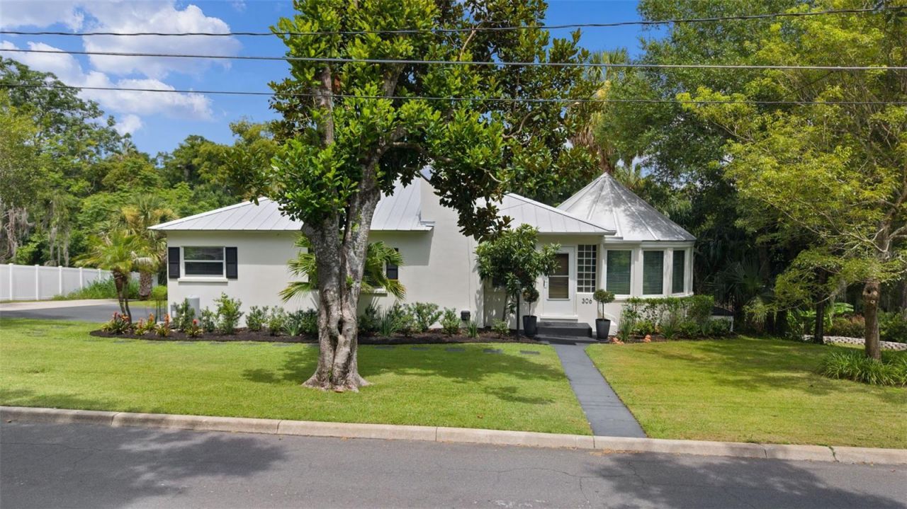 306 N Clayton Street, Mount Dora, FL 32757 Photo