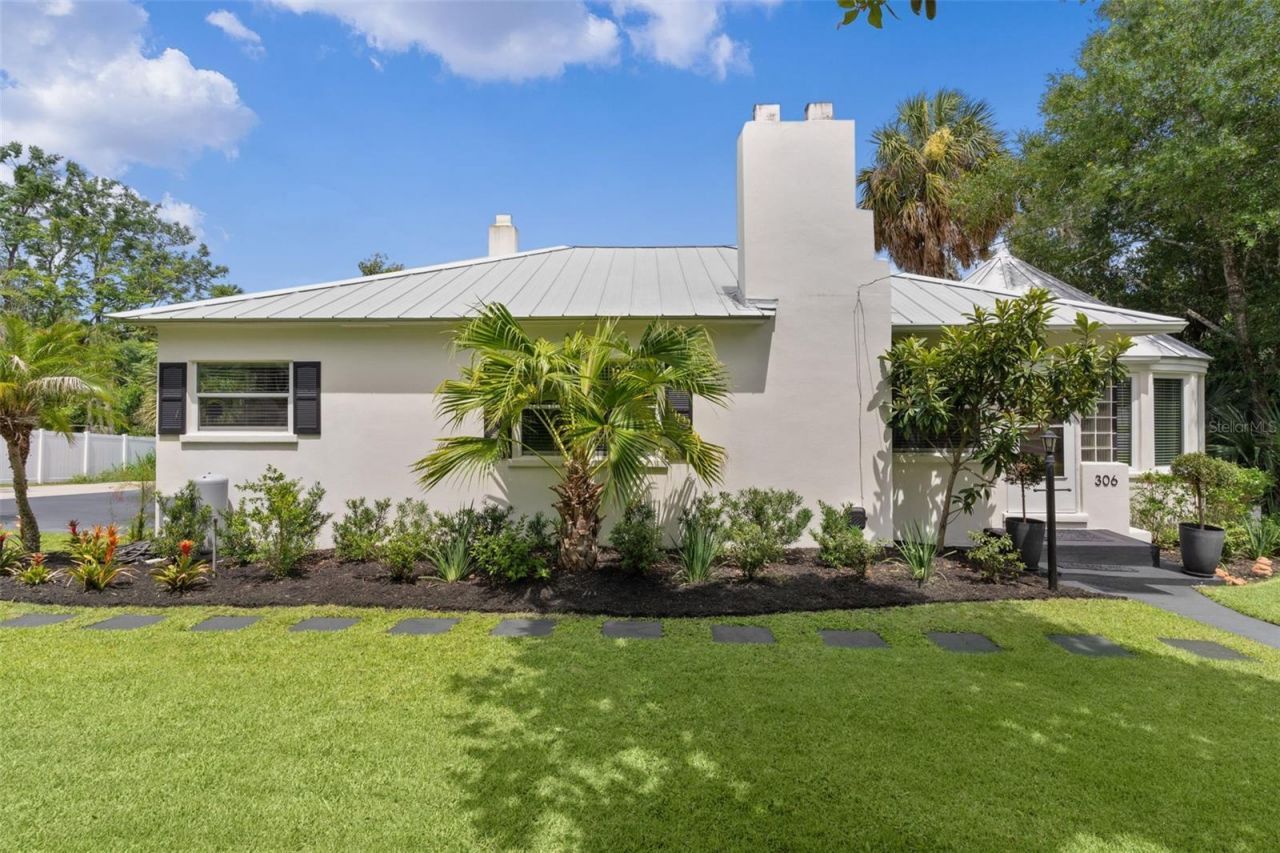 306 N Clayton Street, Mount Dora, FL 32757 Photo