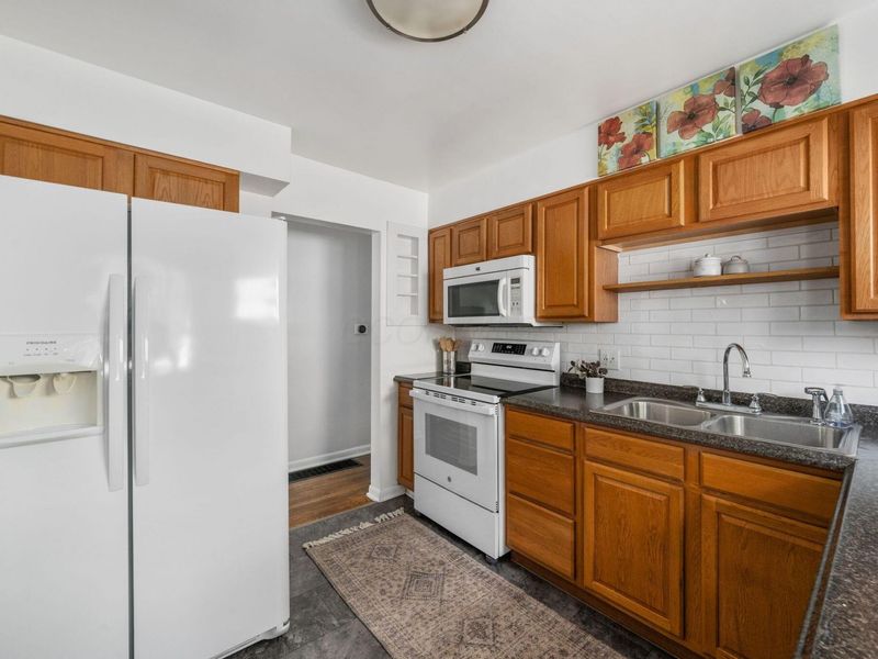 2785 Allegheny Avenue , Columbus, OH 43209 Photo 13