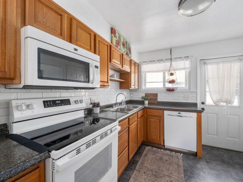 2785 Allegheny Avenue , Columbus, OH 43209 Photo 15