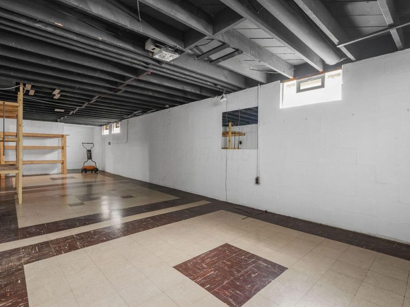 2785 Allegheny Avenue , Columbus, OH 43209 Photo 31