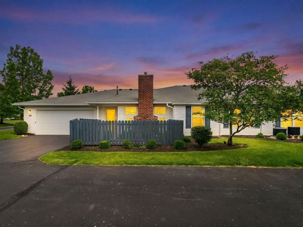 8351 Greyhawk Circle , Columbus, OH 43240