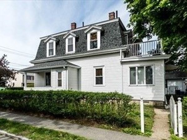 151 Grove St, Unit 2, Waltham, MA 02453