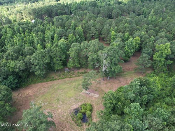 135 Joe Booth Road, Taylorsville, MS 39168