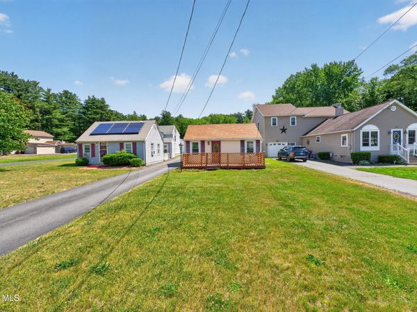 223 Vly Road, Schenectady, NY 12309