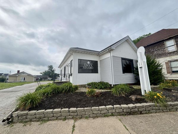 1317 Washington Avenue, Vincennes, IN 47591
