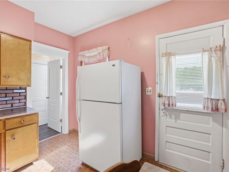 911 Inman Street, Akron, OH 44306 Photo 16