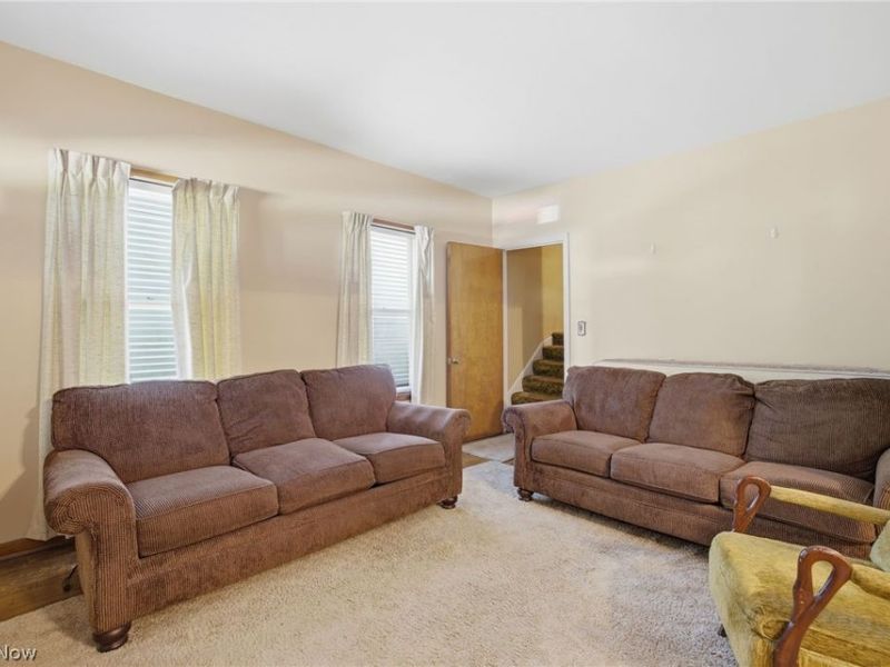 911 Inman Street, Akron, OH 44306 Photo 7