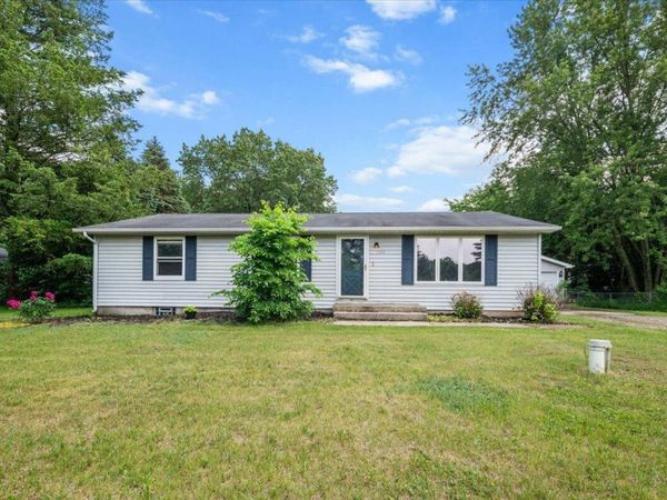 7218 11 Mile Road NE, Rockford, MI 49341
