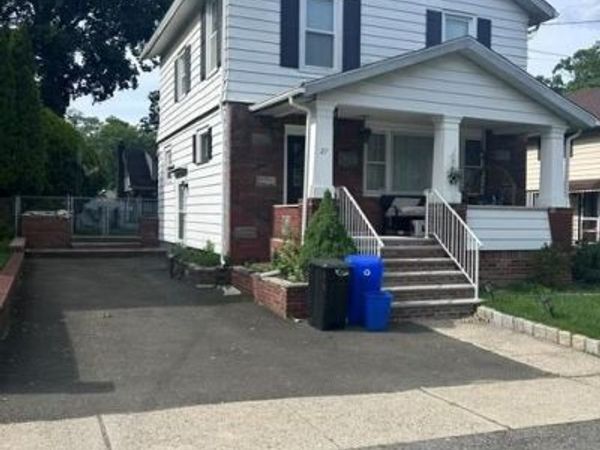 27 Lake Street, NORTH HALEDON, NJ 07508