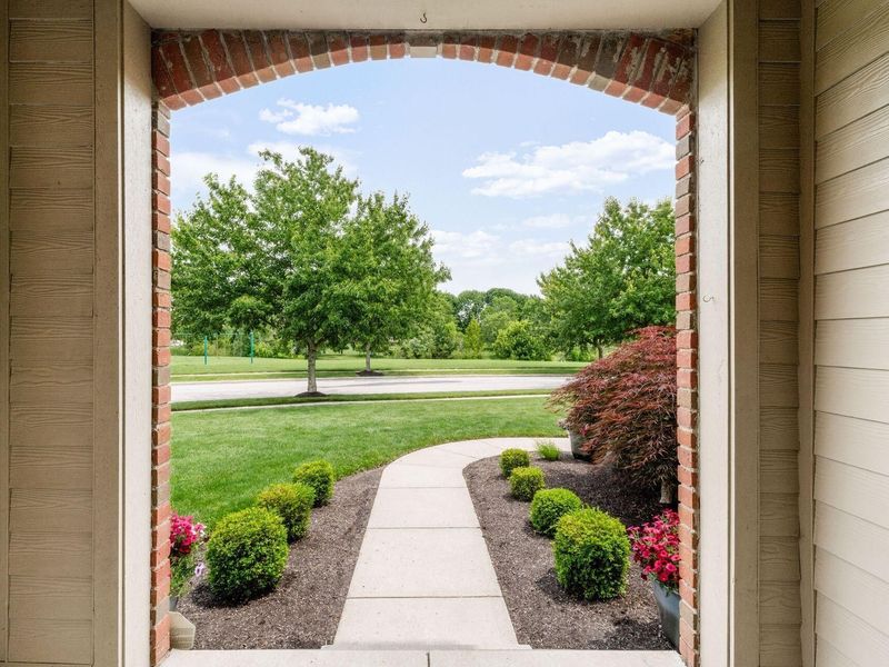 8322 Meadowmoore Place, Pickerington, OH 43147 Photo 5