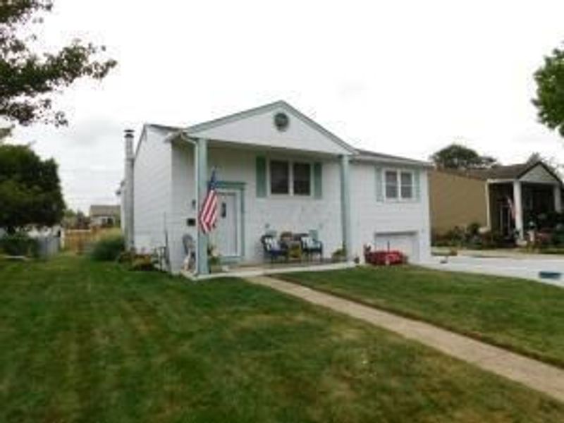 3940 Hillman Road W, Columbus, OH 43207 Photo 1
