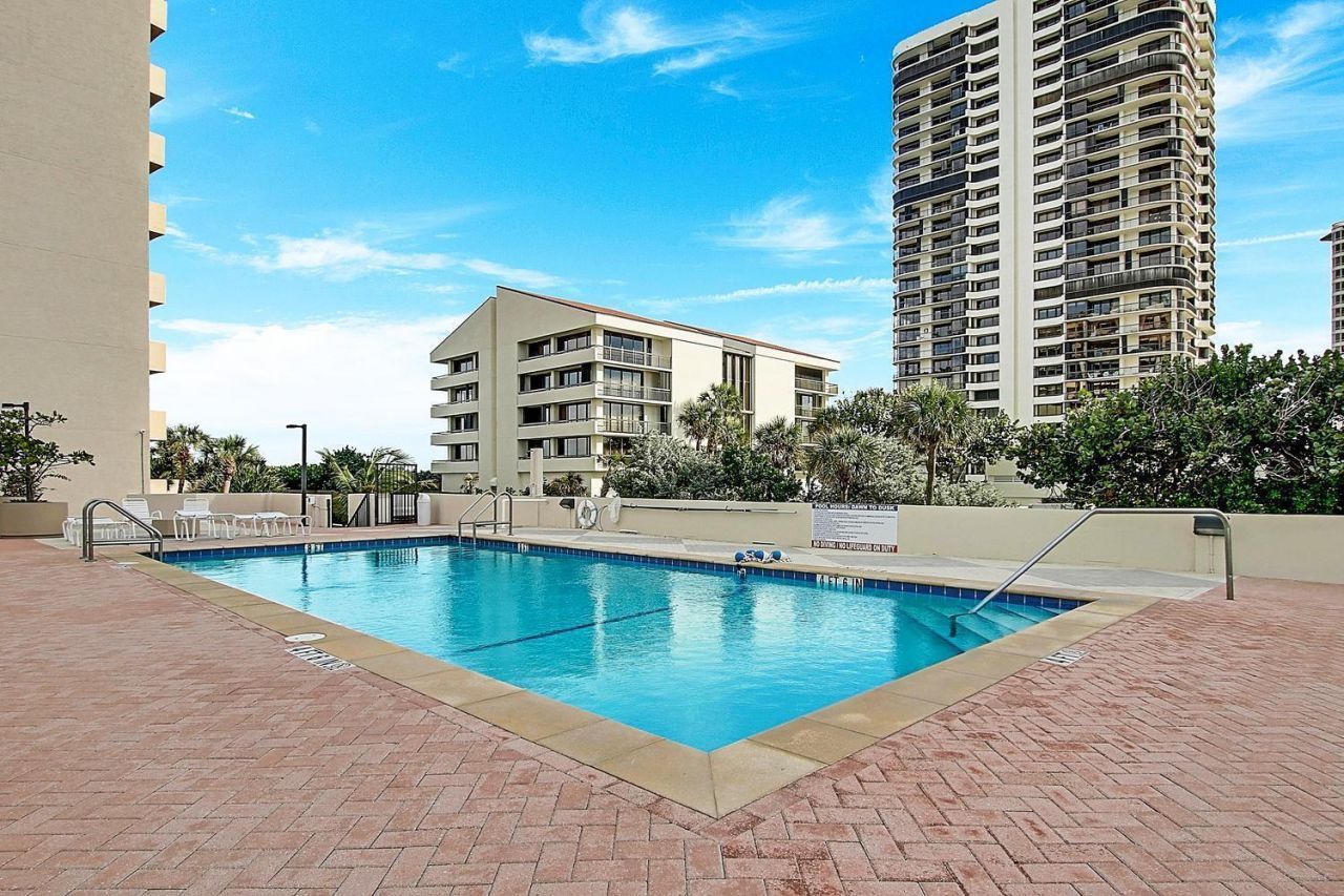 4200 N Ocean Drive, Unit 2-306, Riviera Beach, FL 33404 Photo