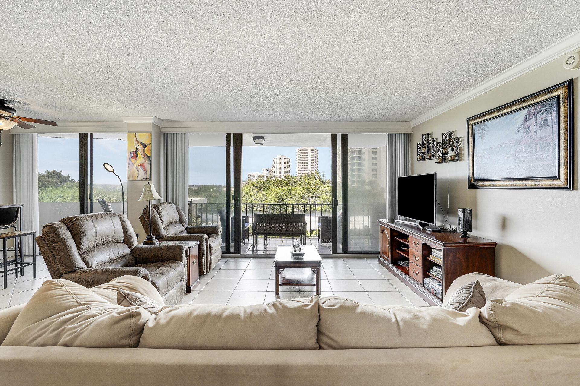 4200 N Ocean Drive, Unit 2-306, Riviera Beach, FL 33404 Photo