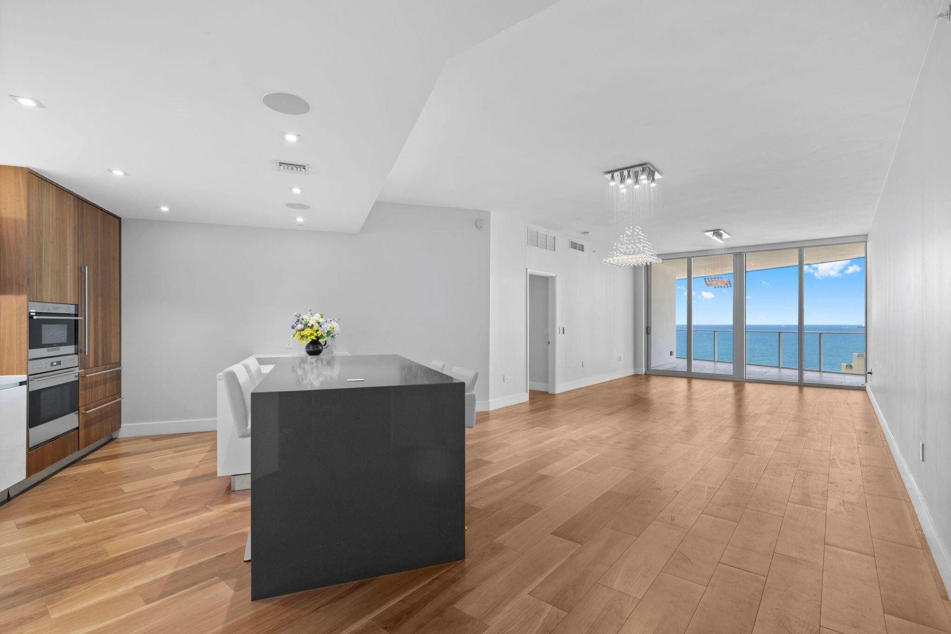 701 N Fort Lauderdale Beach Boulevard, Unit 1103, Fort Lauderdale, FL 33304 Photo