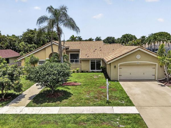2171 Amesbury Circle, Wellington, FL 33414