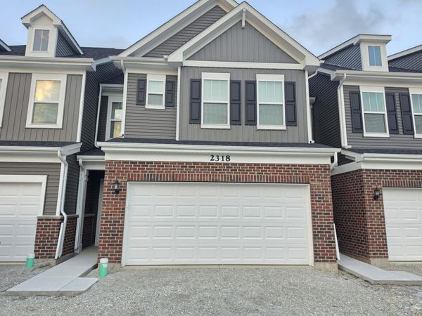 2318 Horseshoe Circle , Unit 08802, Naperville, IL 60564