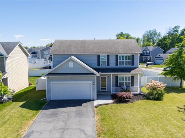 5 Brentford Lane , Rochester, NY 14612