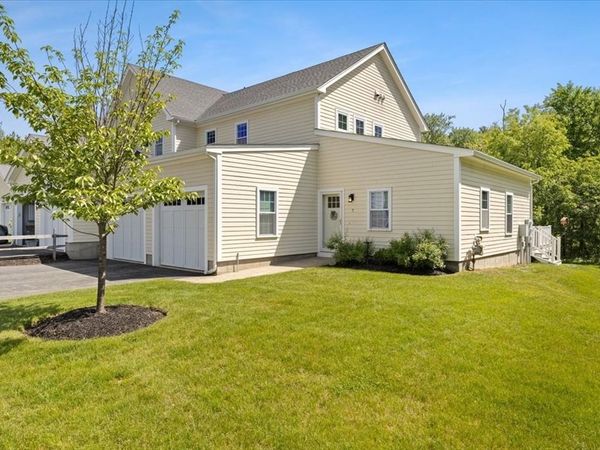 590 Washington Street, Unit 7, Pembroke, MA 02359