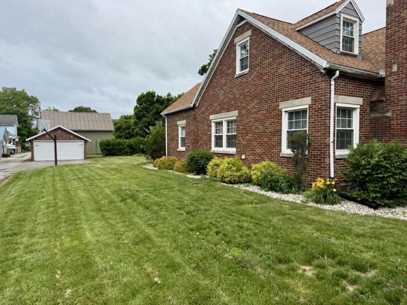 111 S Wayne Street, Saint Marys, OH 45885 Photo 4
