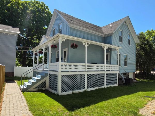 5 1/2 Lyndon Street, Concord, NH 03301