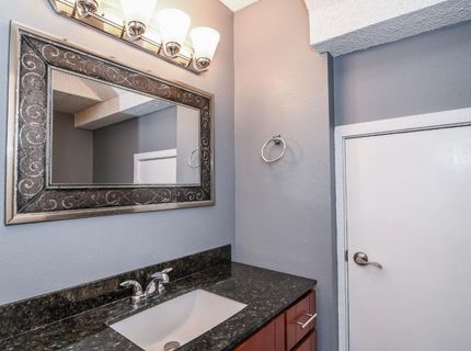 1139 Rivara Cir, Sacramento, CA 95864 Photo