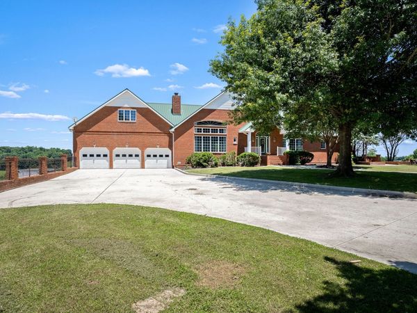 499 Mount Herman Rd , Shelbyville, TN 37160