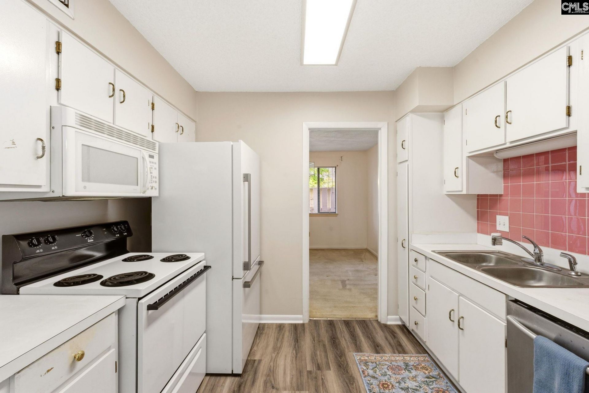 6905 Cleaton Road  Photo 5